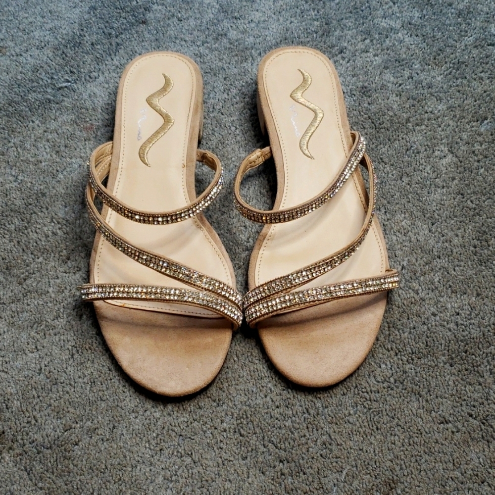 Nina Solita Sandal Beige Block Heel 1 Inch Lift